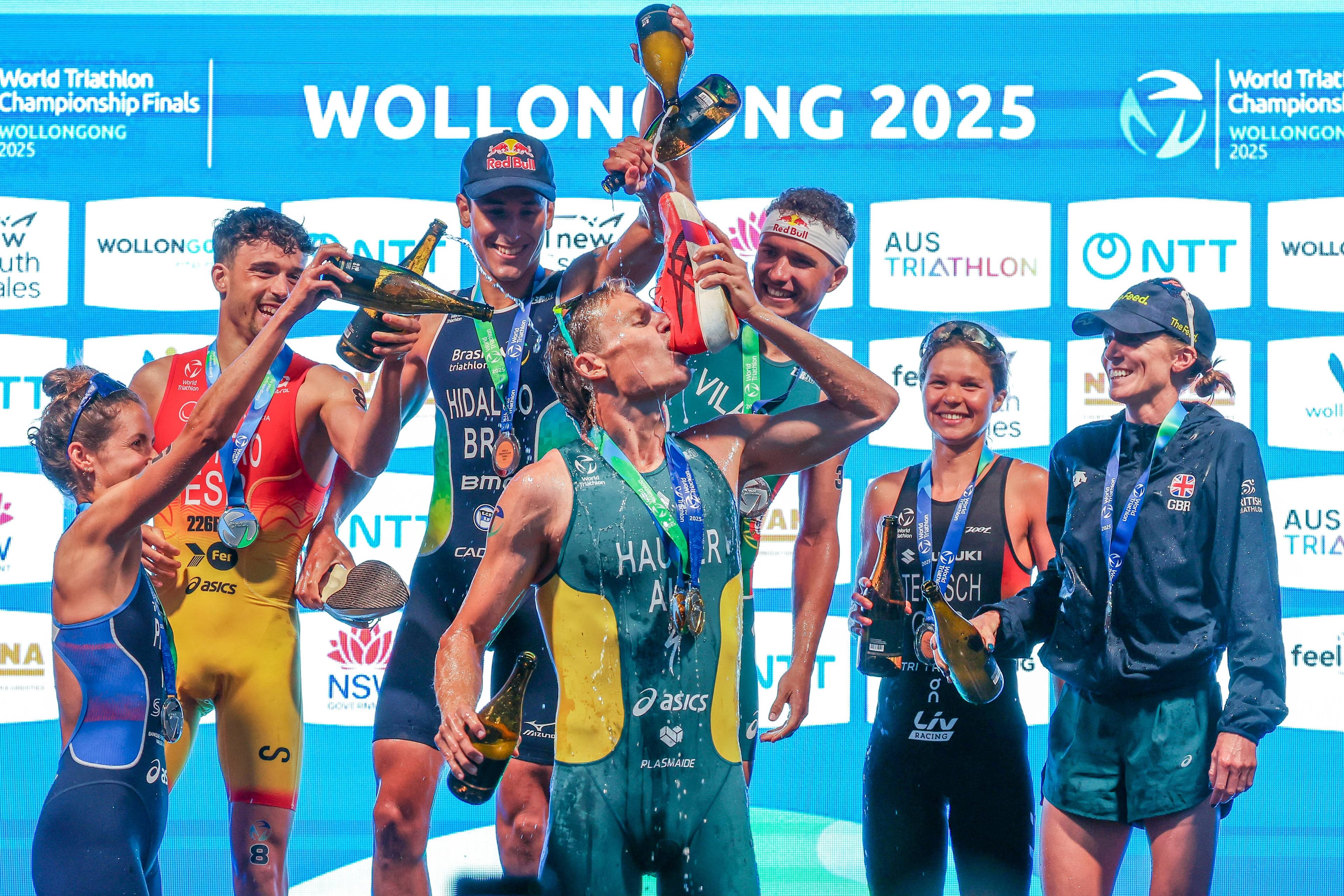 World Triathlon Championship Final 2025 in Wollongong, race winner Matthew Hauser of Australia. Picture by Adam McLean