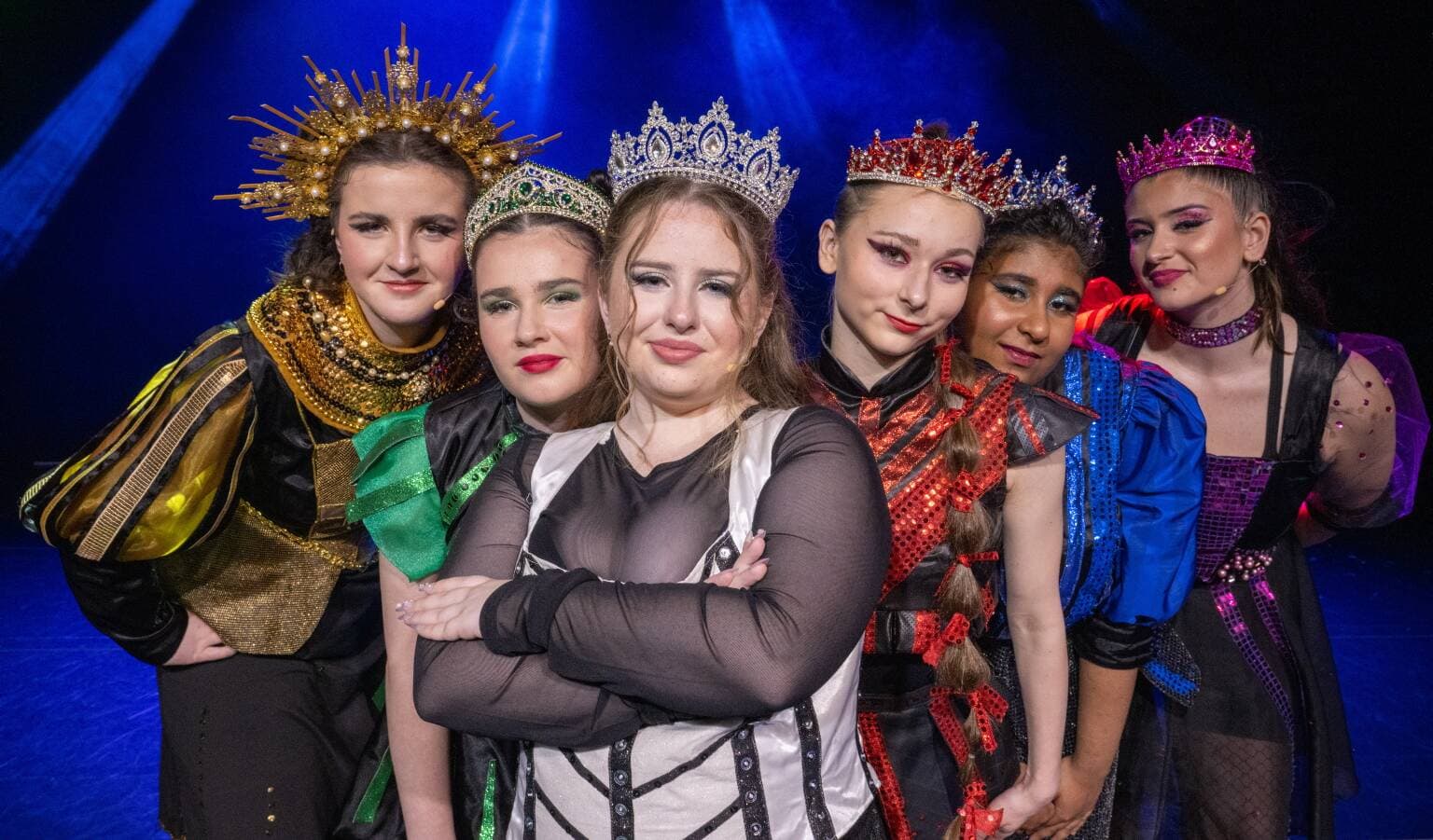 Newstead College production, SIX Teen Edition, featuring Ella Minchin, Sophia Donovan-Eaton, Chloe Moy, Taylah Richards, Mia Pinner and Tahlia Dias.