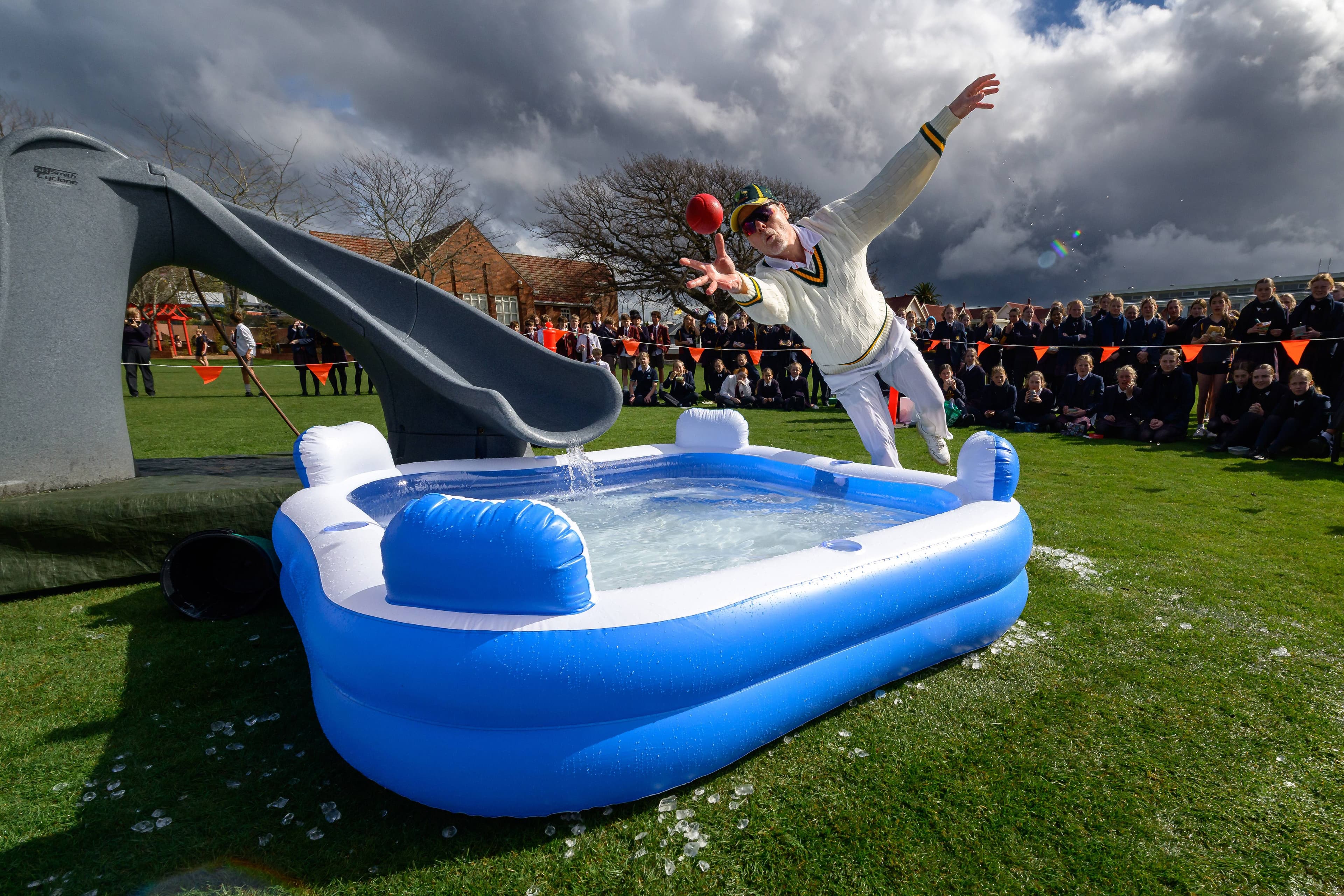 Jamie Breden dives for the ball at the Scotch Oakburn College Big Freeze on September 2.