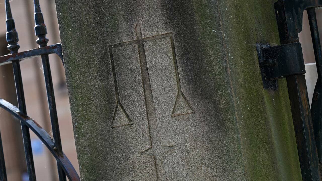 Navigating complex whistleblowing laws can be a minefield for those exposing wrongdoing. (Dean Lewins/AAP PHOTOS)