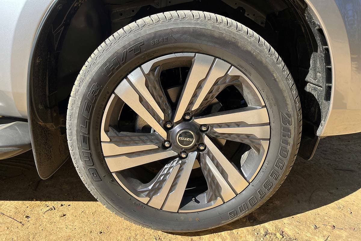 2026 Isuzu MU-X 2.2L LS-T (Image: Marcus Craft)